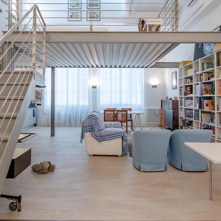 Designer Loft Apartment Turin Bagian luar foto